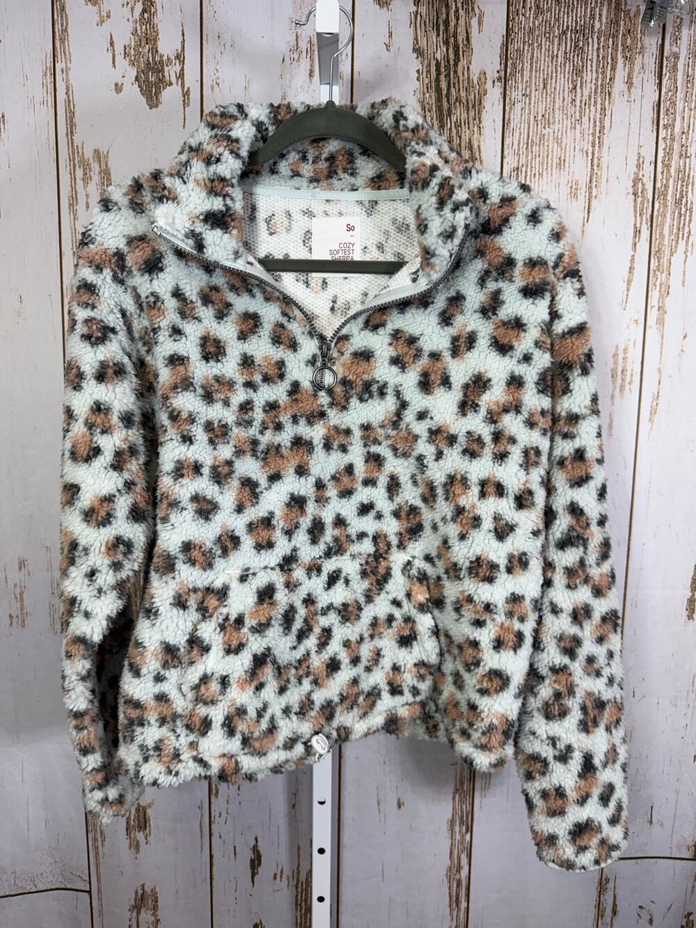 SO, Cozy Softest Sherpa, 1/4 Zip Pullover with Pouch. Size Medium.